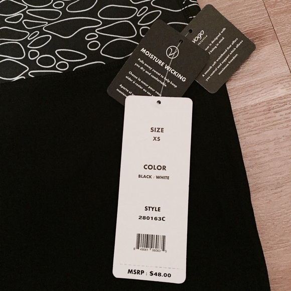 **SOLD** 🆕 NWOT workout pants - Picture 2 of 3