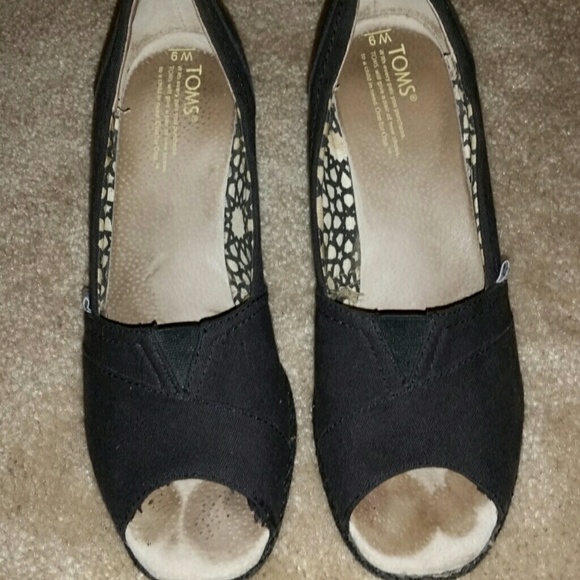 Tom wedges