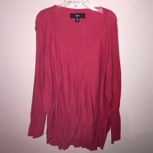 Light weight sweater