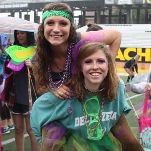 Meet your Posher, Emilee