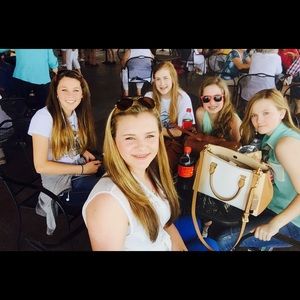 Meet your Posher, Mary