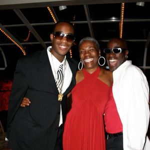 Meet your Posher, Joyce m