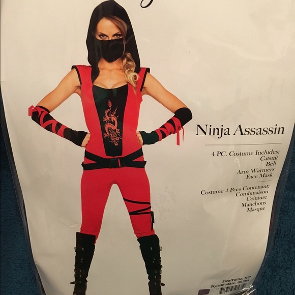 NINJA ASSASSIN COSTUME WITH KNIVES