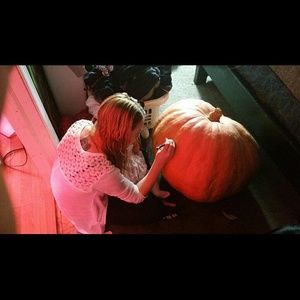 Meet your Posher, Maegan