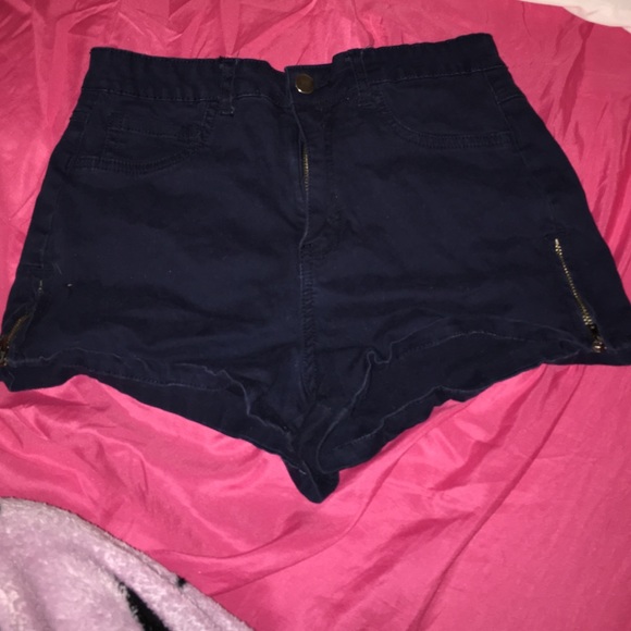 High waited shorts