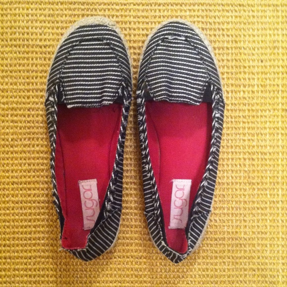 Striped Casual Flats -- Super Cute!!
