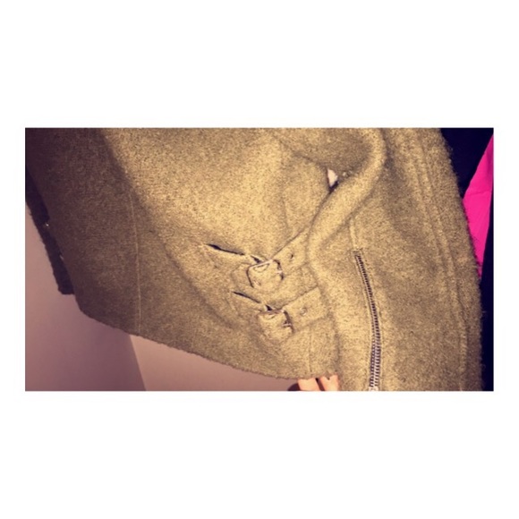 Olive jacket - Picture 2 of 2