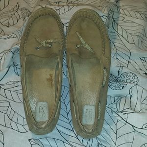 UGG loafer