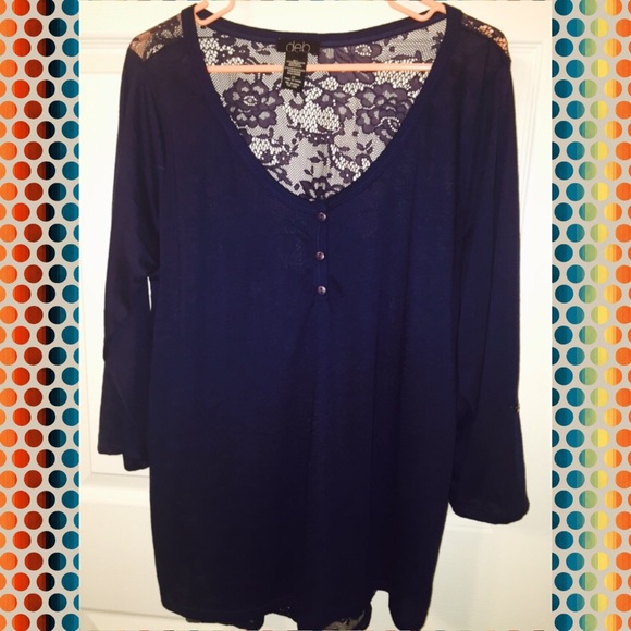 NWOT. Navy blue 3/4 sleeve shirt w/full lace back.