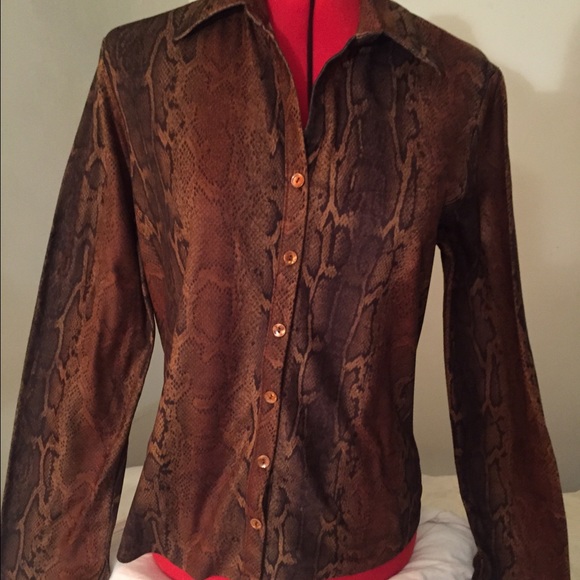 Soft snakeskin patterned shirt