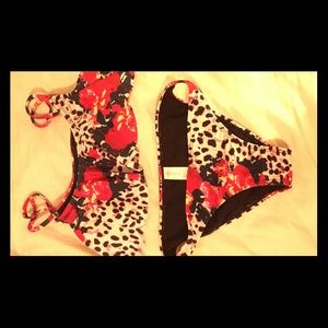 Forever 21 bathing suit small