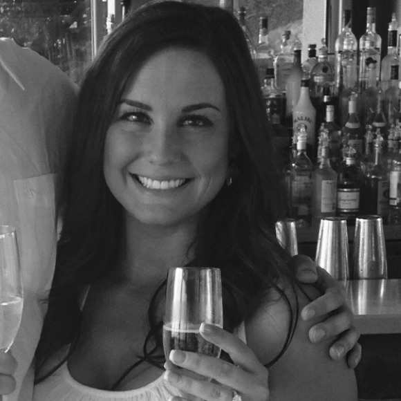Meet your Posher, Kayla - Picture 1 of 1