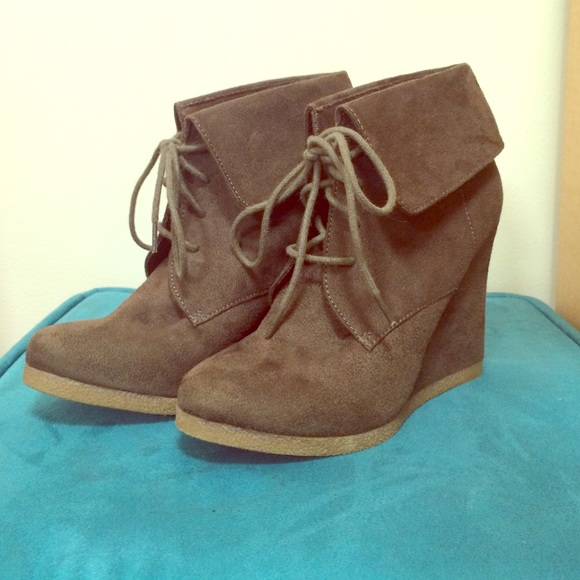 Taupe swede wedges