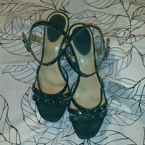 Frye wooden platforms