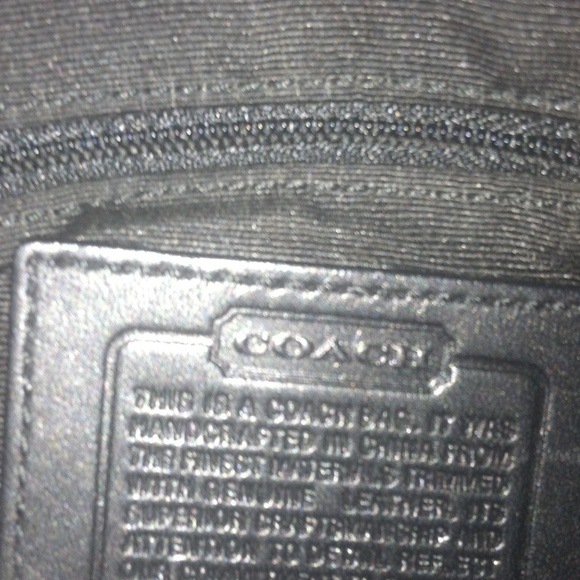 Little Black coach purse - Picture 3 of 3