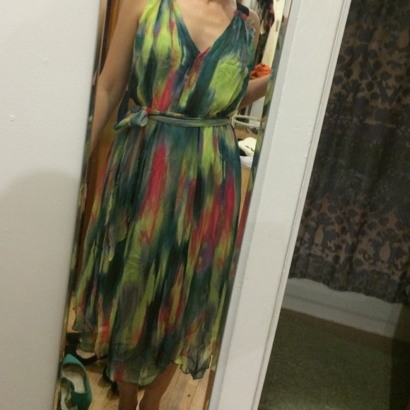 Stunning dress by Simply Vera from Vera Wang.
