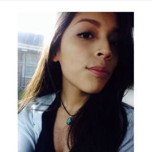 Meet your Posher, Melanie