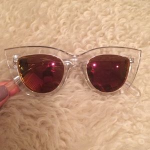 Quay Eyewear Kitti Sunglasses in Clear