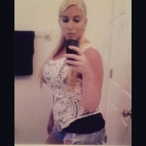 Meet your Posher, Abigail