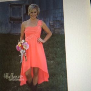 Meet your Posher, Donna