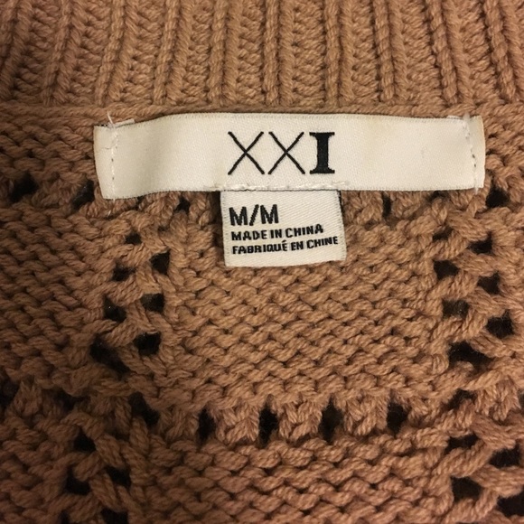 •Sold• Forever 21 Sweater - Picture 3 of 3