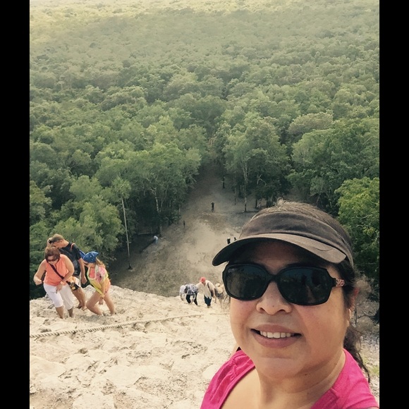 Meet your Posher, Rose - Picture 2 of 4