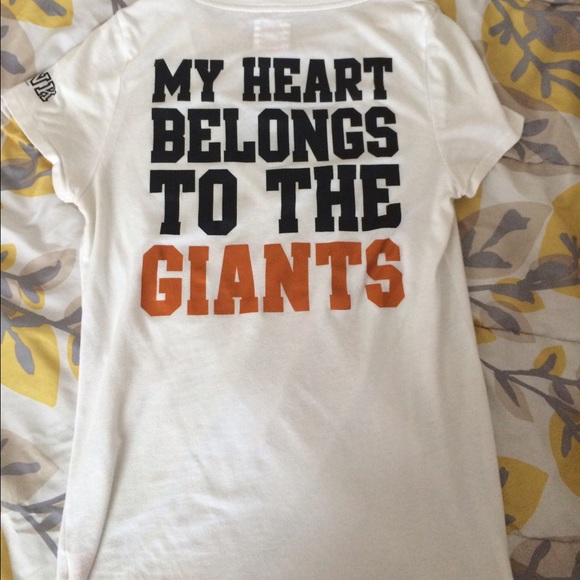 PINK Giants V-Neck - Picture 2 of 3