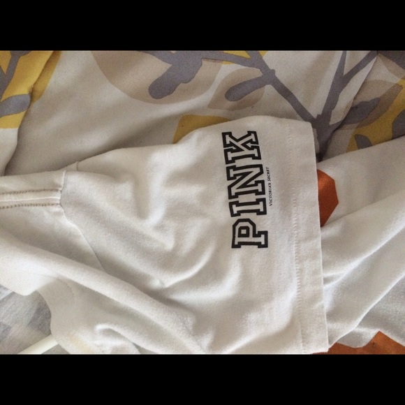 PINK Giants V-Neck - Picture 3 of 3