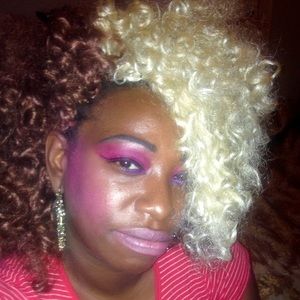 Meet your Posher, Jacqueline