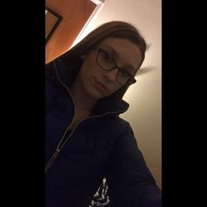 Meet your Posher, Alison