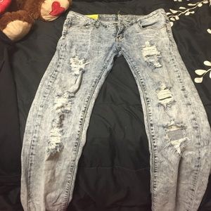 Ripped Jeans!