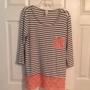 Striped tunic top with lace