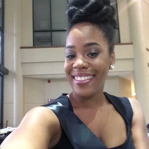 Meet your Posher, Nadia