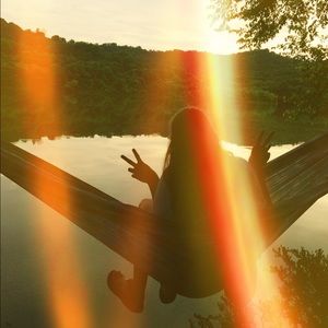 Meet your Posher, Cara