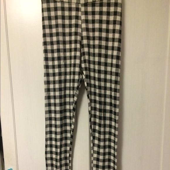Brandy Melville leggings