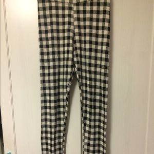 Brandy Melville leggings