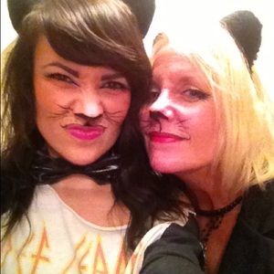 Meet your Posher, Dana