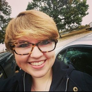 Meet your Posher, Haley