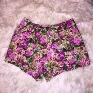 Hot pink Floral shorts!