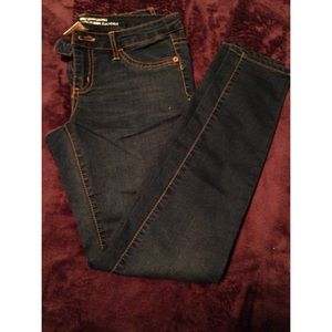 NWOT Slim jeans