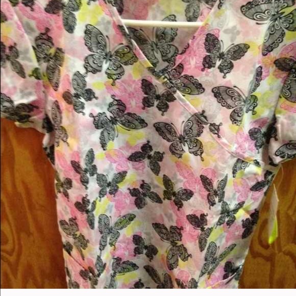 Brand new scrub top