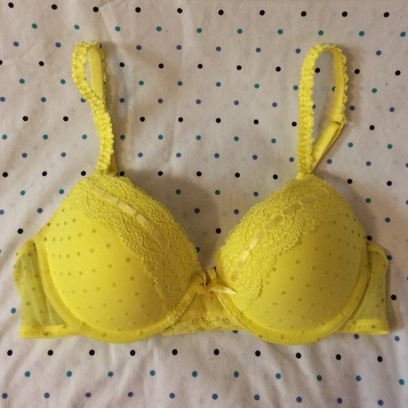 Candie's 34b push up bra