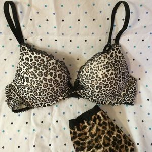VS cheetah print set
