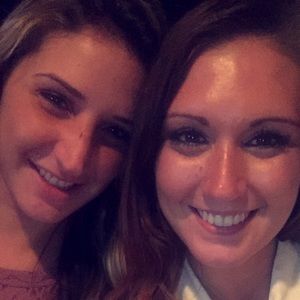 Meet your Posher, Lindsey