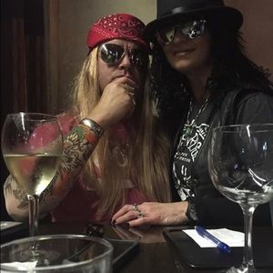 Meet your Posher, Courtney