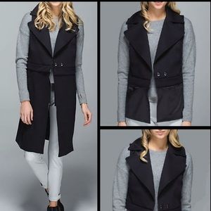 NEVER WORN LULULEMON QUICKCHANGE VEST