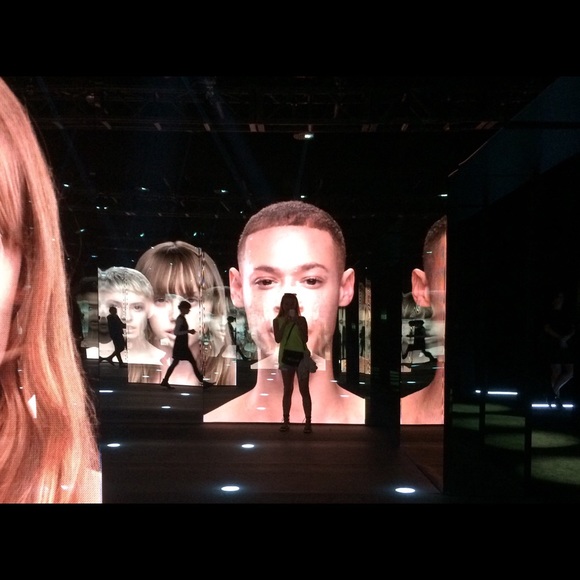 Meet your Posher, V - Picture 4 of 7