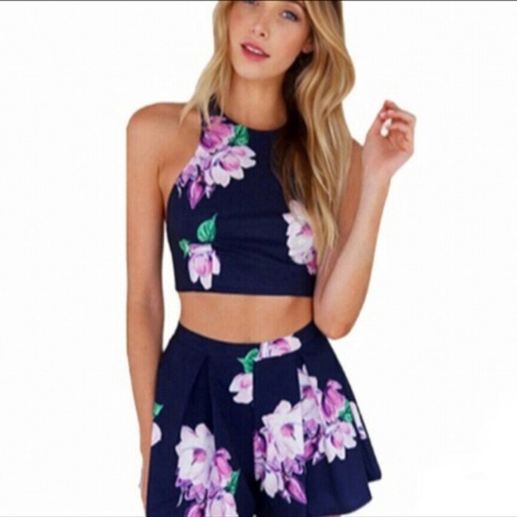 Tops - Nwt two piece romper. S