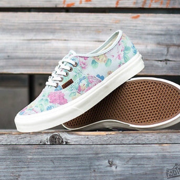 Suede Floral Low Pro Vans