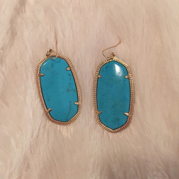 Kendra Scott earrings
